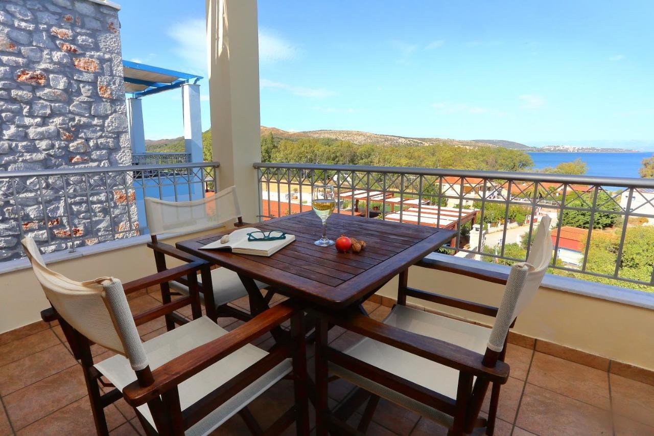 Vathi Hotel Exterior photo