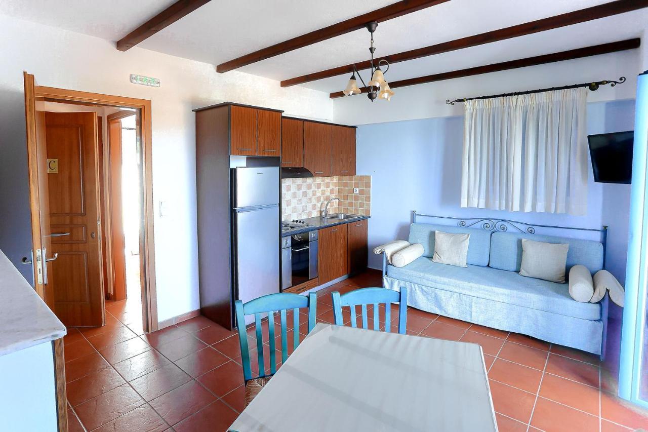 Vathi Hotel Exterior photo