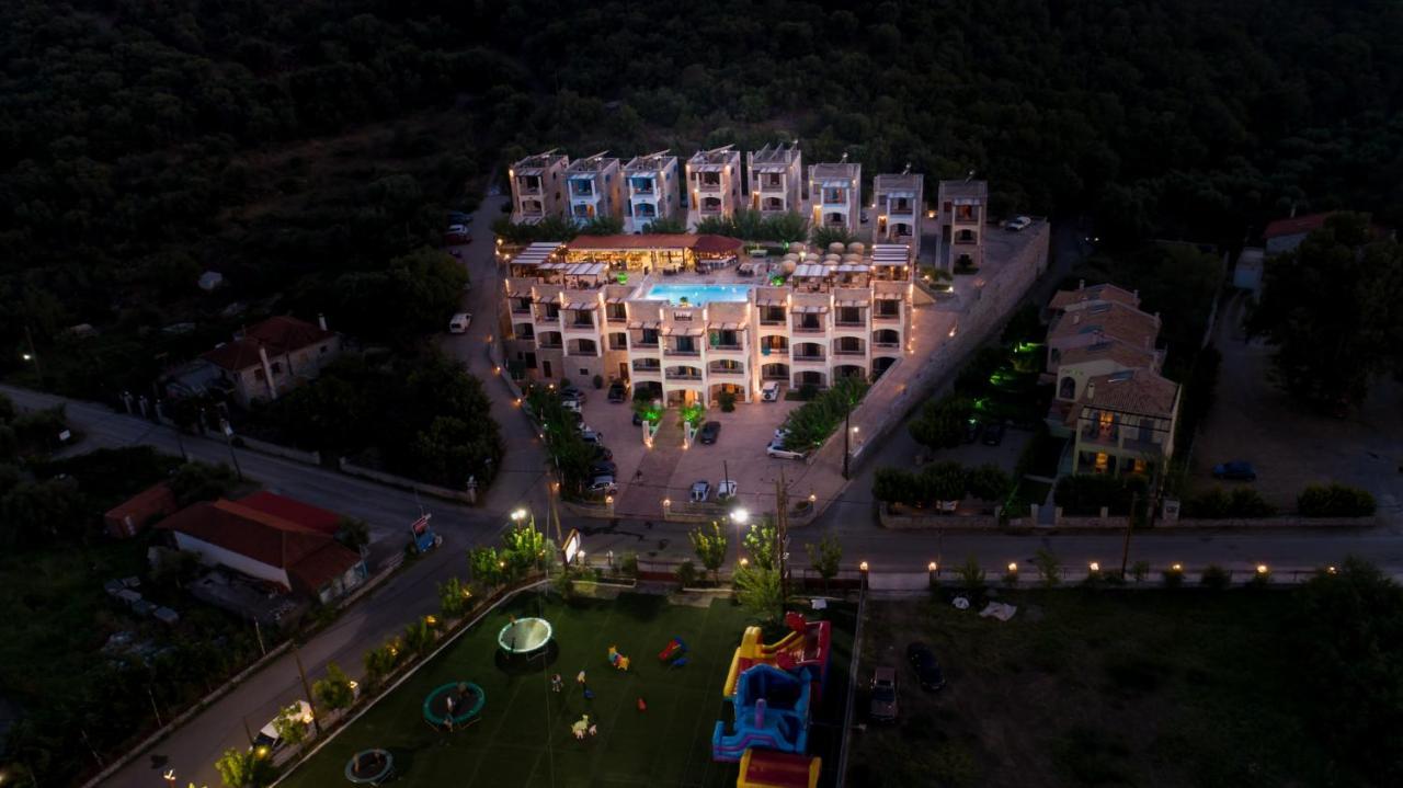Vathi Hotel Exterior photo